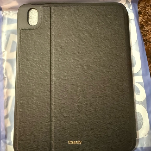 Bow Patterned Tablet Case - Picture 3 of 3